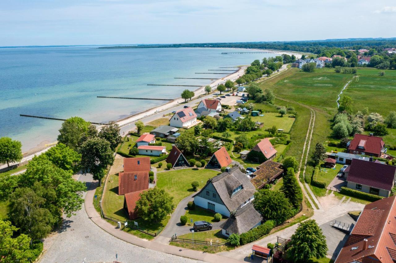 An Der Steilkueste Finnhuette 03 Boltenhagen  Luaran gambar